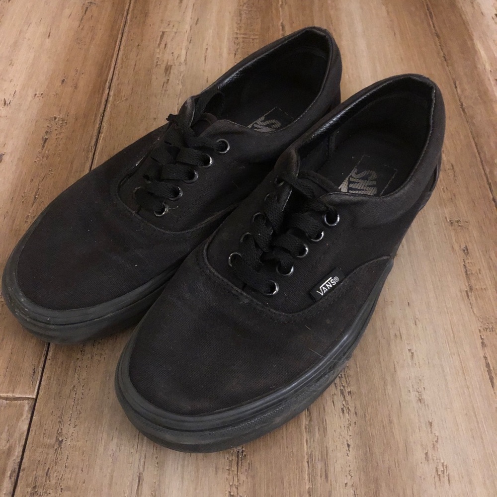 Black vans sneakers 7